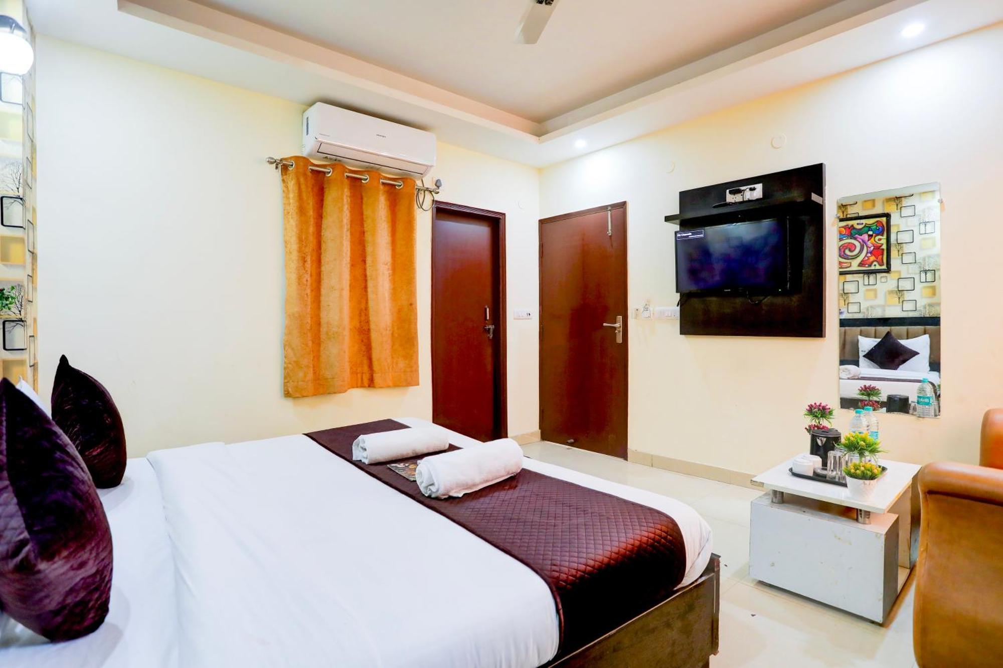 Hotel Luxury Global Nowe Delhi Zewnętrze zdjęcie